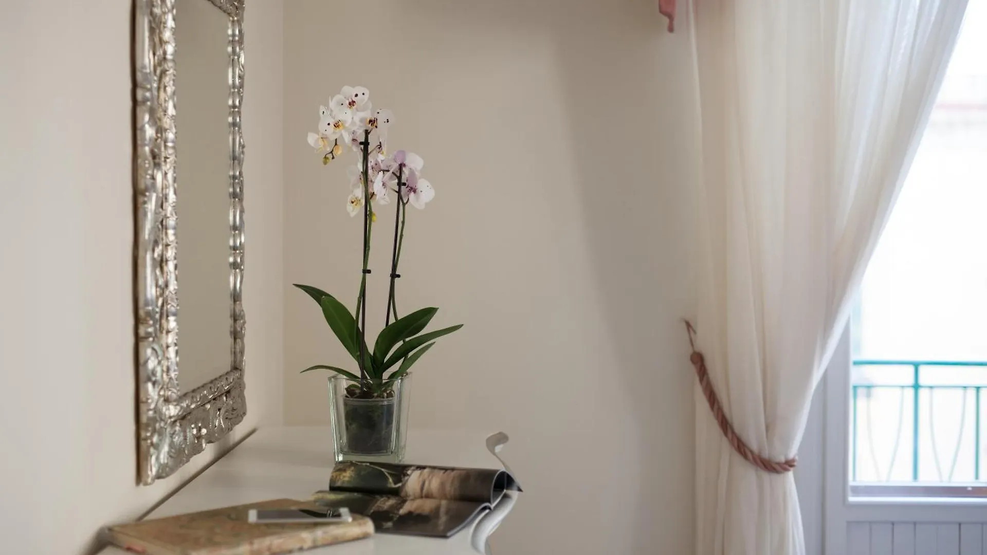 Kometa Suites & Apartments Флоренция 0*,